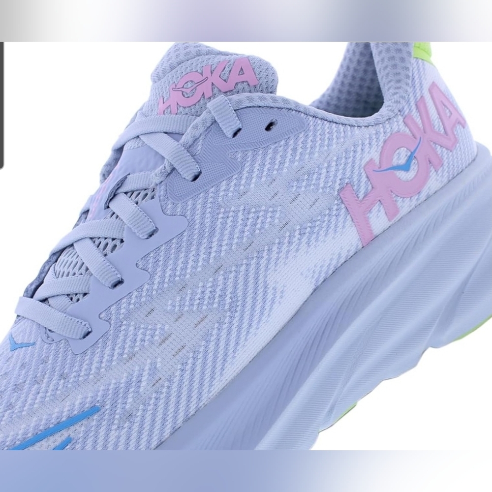 NIB Hoka One Women's Clifton 9 Running Sneakers GLLS Lilac/Ice Color, SZ 7 - Picture 4 of 6
